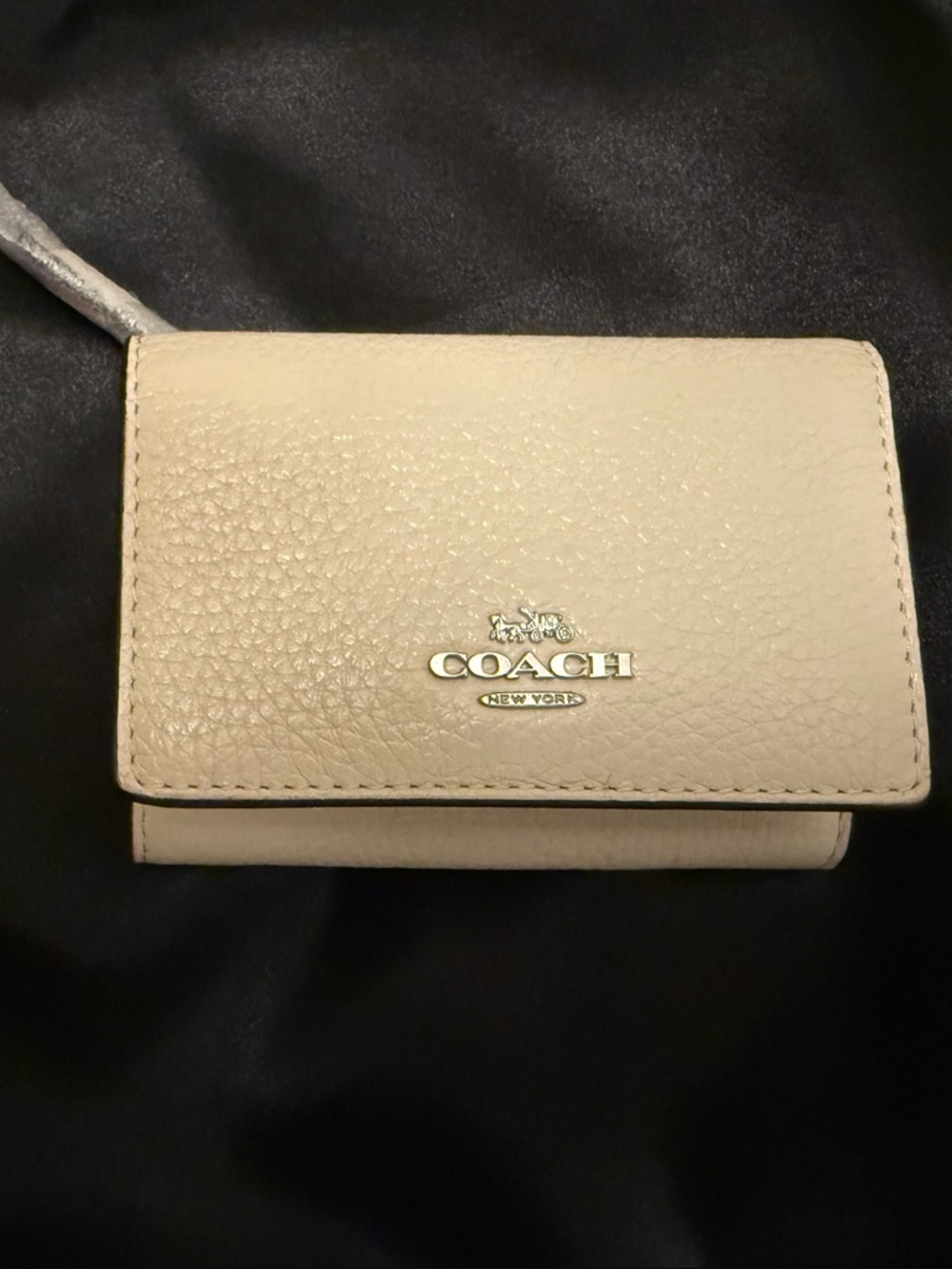 COACH Pebbled Leather Wallet - White Chalk